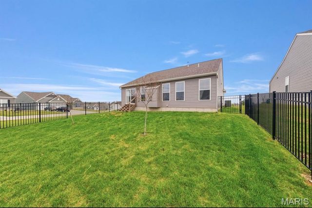 2131 Central Park Drive, Troy, MO 63379