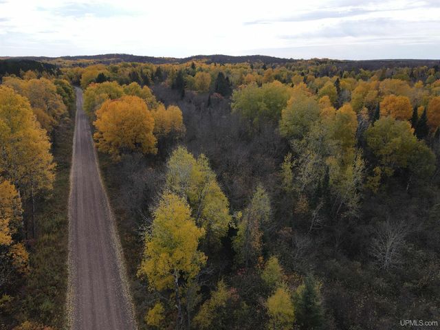 6166 E Snow Strasse Lane, Ironwood, MI 49938