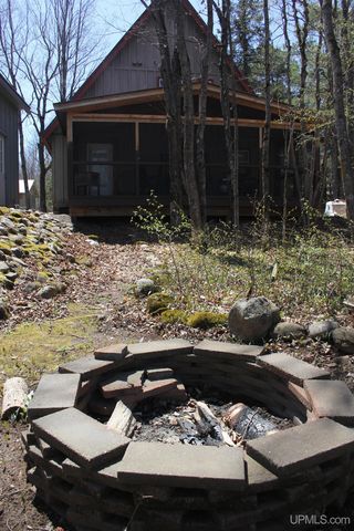 6166 E Snow Strasse Lane, Ironwood, MI 49938