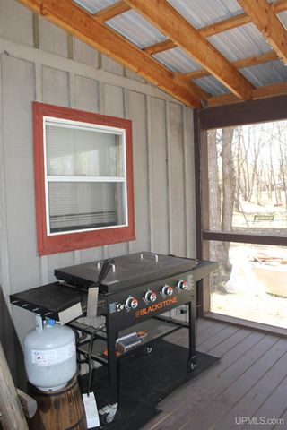 6166 E Snow Strasse Lane, Ironwood, MI 49938