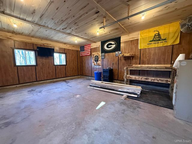 6166 E Snow Strasse Lane, Ironwood, MI 49938