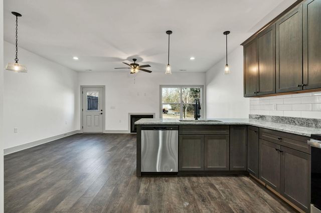 124 Mcnabb Drive, Cleveland, TN 37312