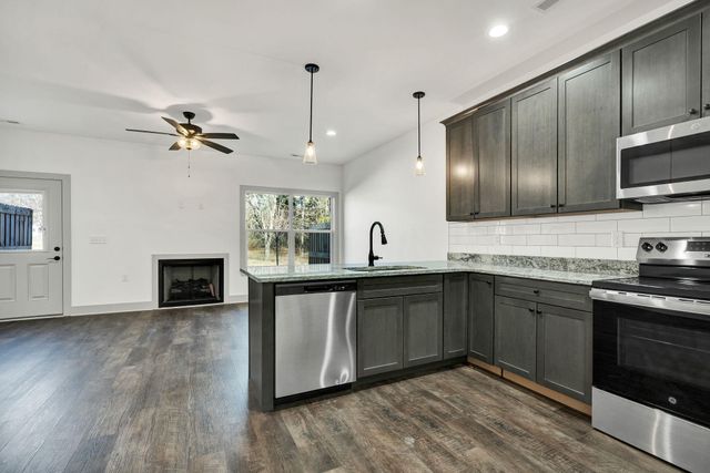 124 Mcnabb Drive, Cleveland, TN 37312