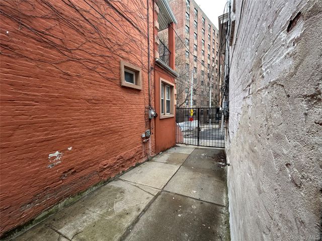 1819 Palisade Place 1, Bronx, NY 10453
