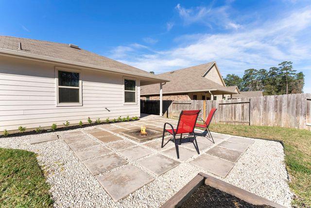 14096 Silver Falls Court, Conroe, TX 77384