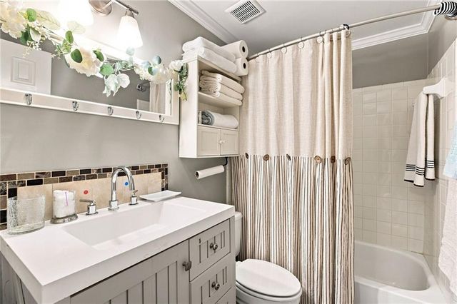 8965 Club River Drive, Roswell, GA 30076