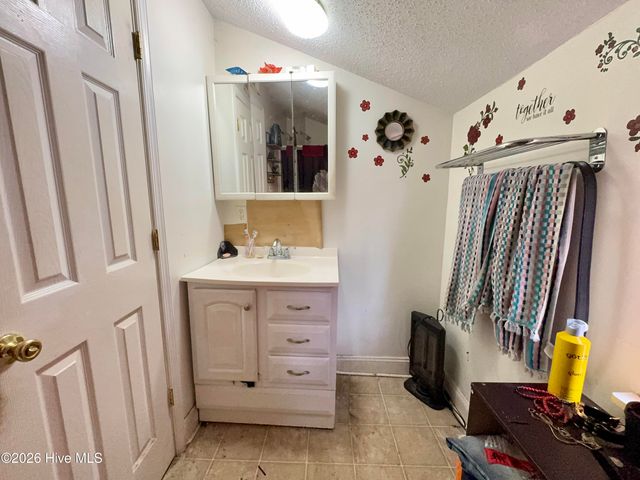 203 King Street, Hertford, NC 27944