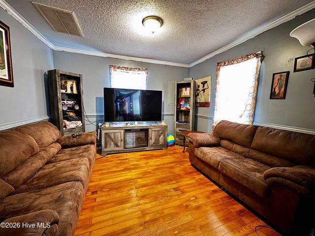 203 King Street, Hertford, NC 27944