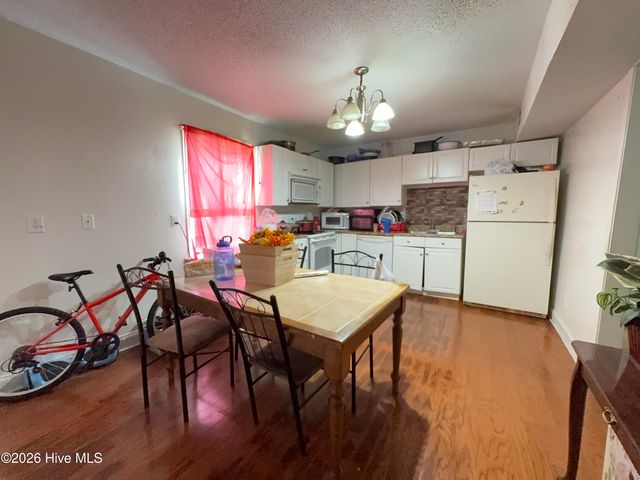203 King Street, Hertford, NC 27944