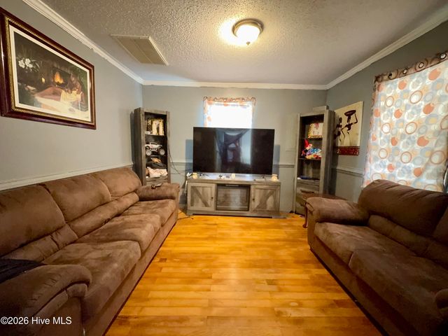 203 King Street, Hertford, NC 27944