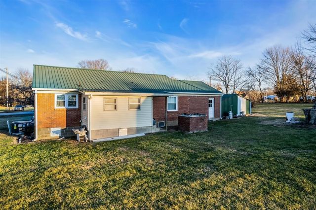 3133 Academy Rd, Portland, TN 37148