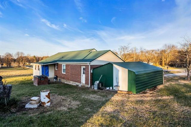 3133 Academy Rd, Portland, TN 37148