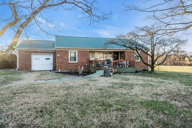3133 Academy Rd, Portland, TN 37148