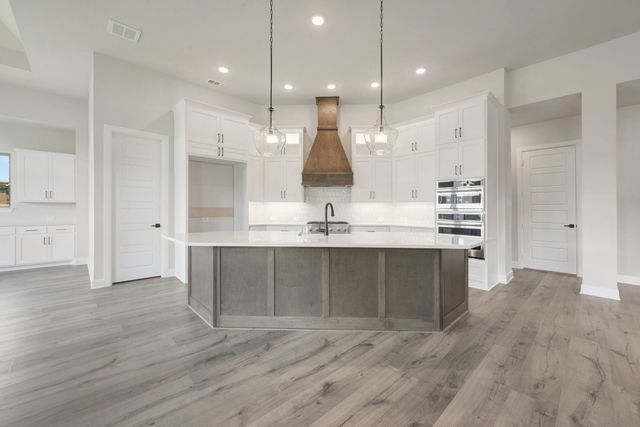 2241 Village Trail, Lakewood Village, TX 75068