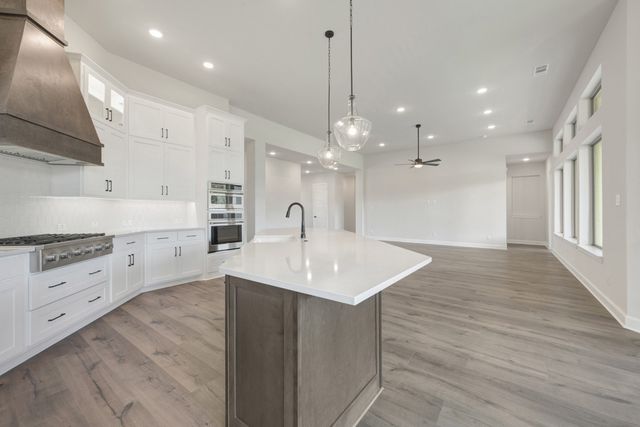 2241 Village Trail, Lakewood Village, TX 75068