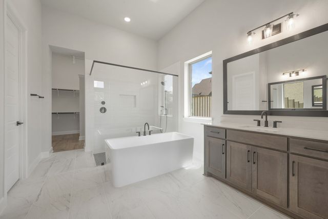2241 Village Trail, Lakewood Village, TX 75068