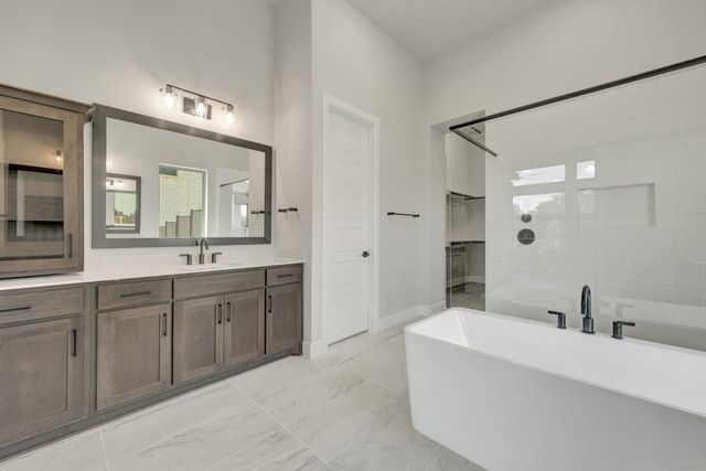 2241 Village Trail, Lakewood Village, TX 75068