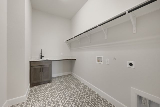 2241 Village Trail, Lakewood Village, TX 75068