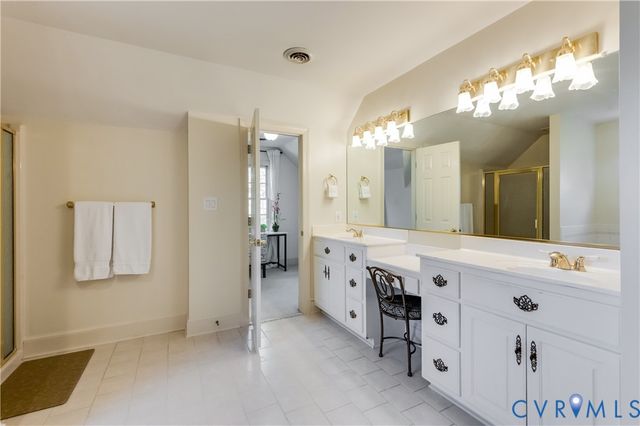 4805 Wellington Farms Dr, Chester, VA 23831