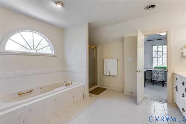 4805 Wellington Farms Dr, Chester, VA 23831