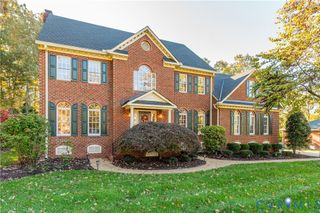 4805 Wellington Farms Dr, Chester, VA 23831