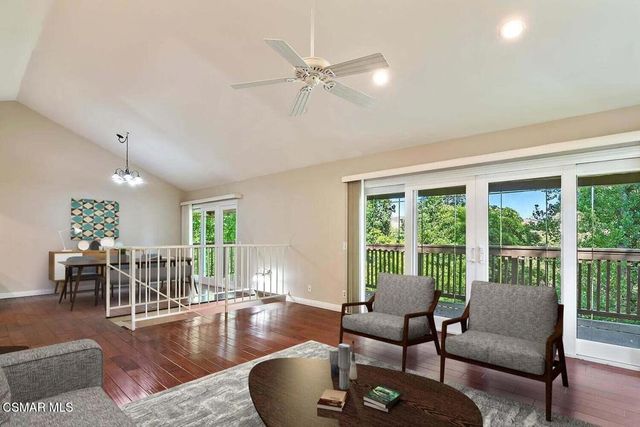 12 Sparrowhawk Lane, Oak Park, CA 91377