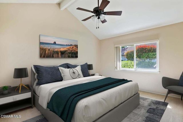 12 Sparrowhawk Lane, Oak Park, CA 91377