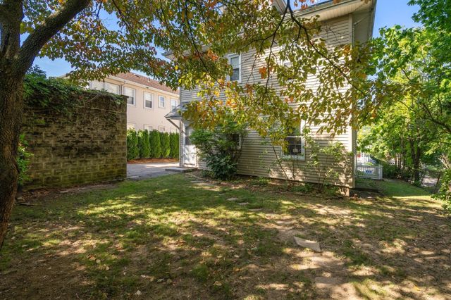 29 Winslow Rd 29, Belmont, MA 02478
