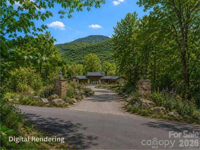 488 Warbler Lane, Black Mountain, NC 28711