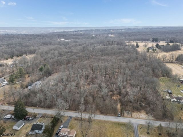 221 Old Croton Rd, Raritan Twp., NJ 08822