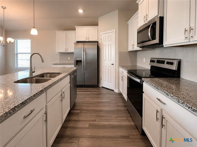 110 Bobby Lou Lane, Copperas Cove, TX 76522