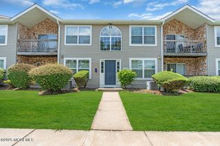 56 Diane Drive, Tinton Falls, NJ 07753