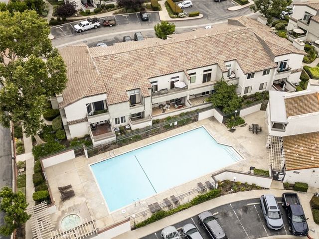76 Willowcrest Lane, Pomona, CA 91766
