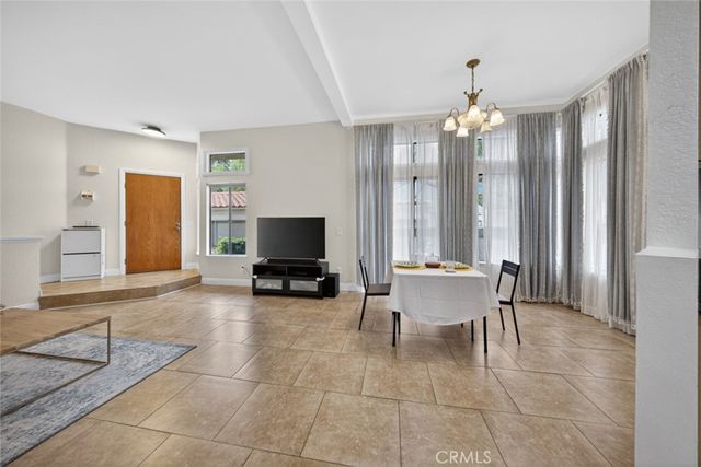 76 Willowcrest Lane, Pomona, CA 91766