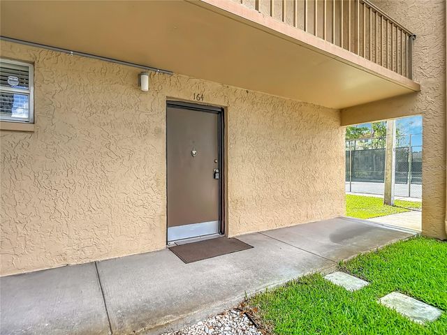 5820 N CHURCH AVENUE 164, Tampa, FL 33614