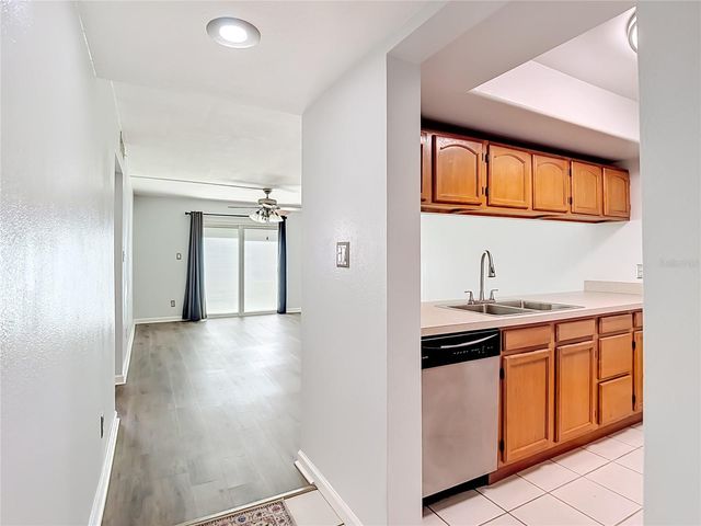 5820 N CHURCH AVENUE 164, Tampa, FL 33614
