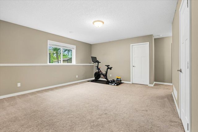 4720 Georgia Avenue N, Crystal, MN 55428
