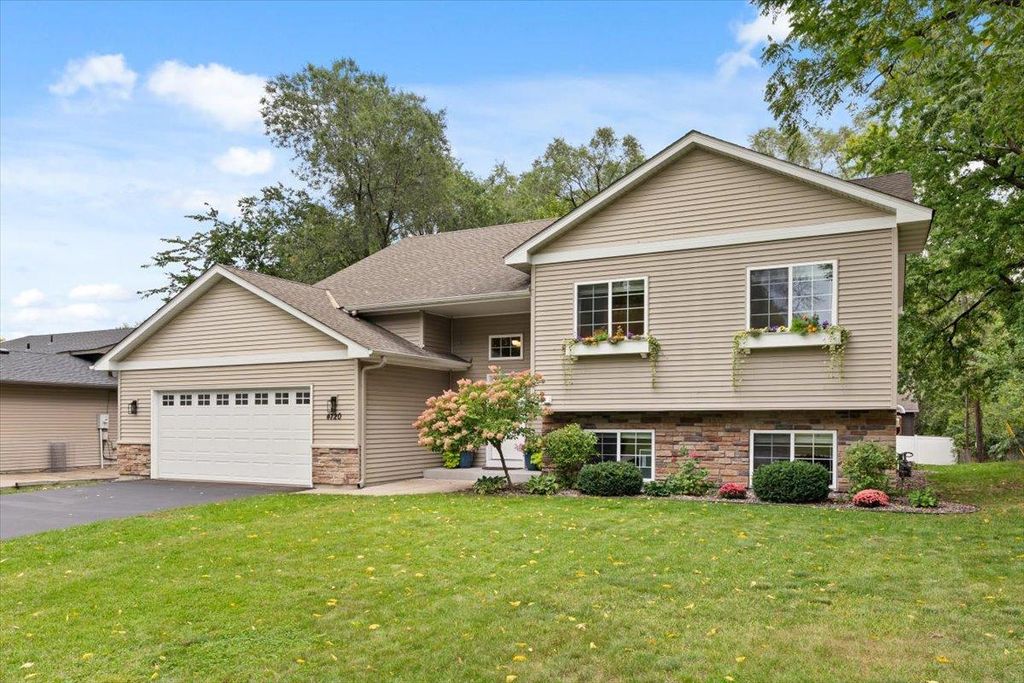 4720 Georgia Avenue N, Crystal, MN 55428 — photo 2