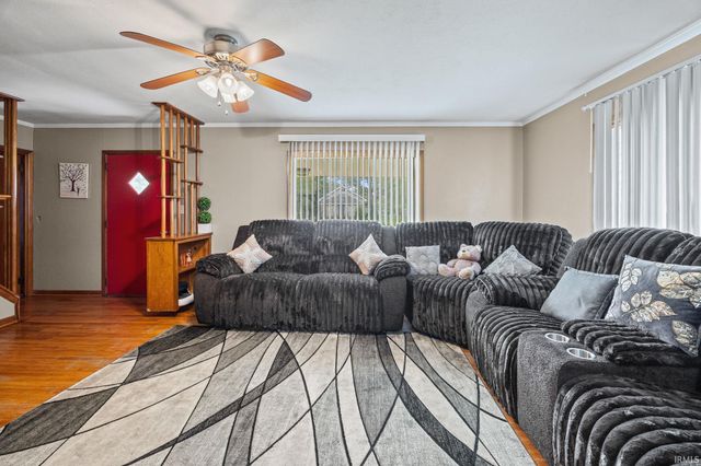 201 N Meadow Lane, Monticello, IN 47960