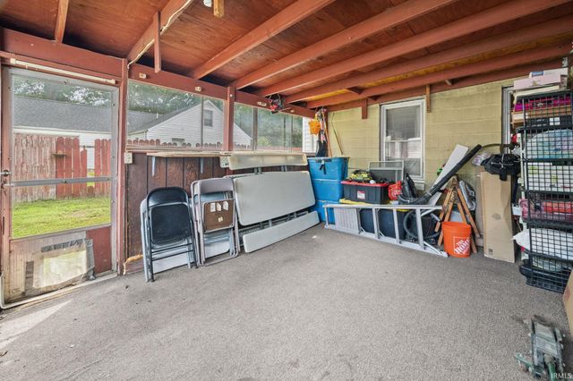 201 N Meadow Lane, Monticello, IN 47960