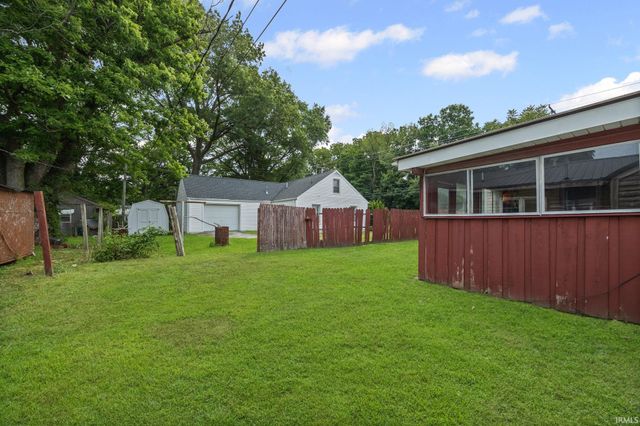 201 N Meadow Lane, Monticello, IN 47960