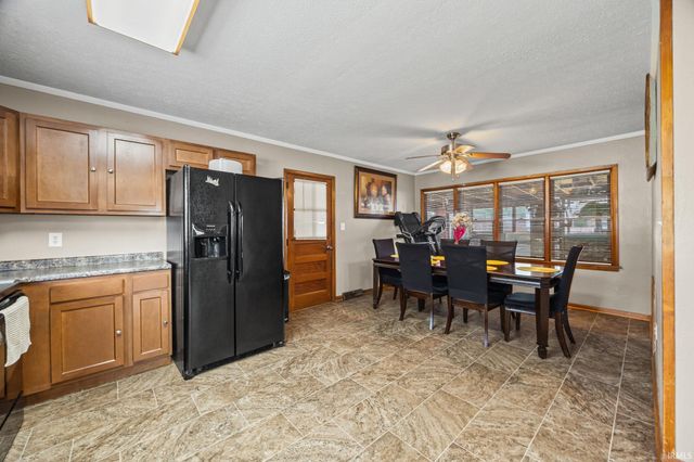 201 N Meadow Lane, Monticello, IN 47960