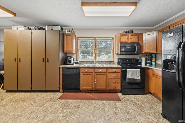 201 N Meadow Lane, Monticello, IN 47960