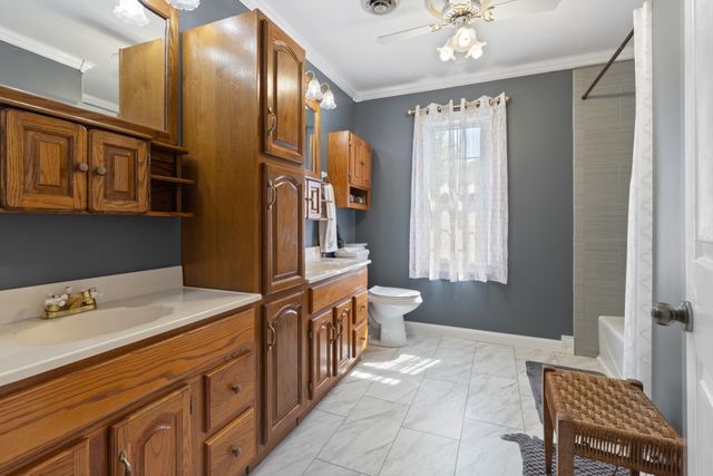 7422 Indian Creek Rd, Mc Ewen, TN 37101