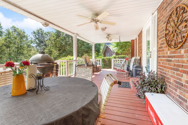 7422 Indian Creek Rd, Mc Ewen, TN 37101