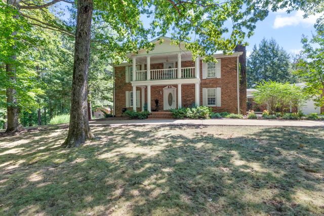 7422 Indian Creek Rd, Mc Ewen, TN 37101