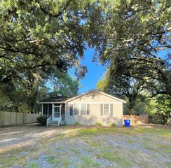7629 Pinehurst Street, North Charleston, SC 29420