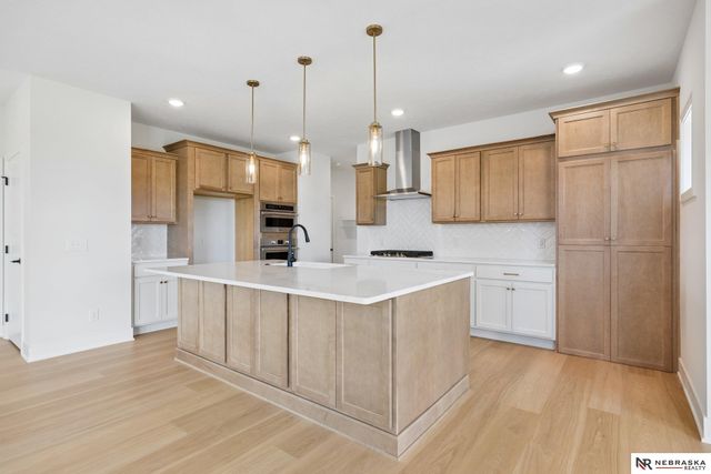 3818 Prairie Breeze Road, Lincoln, NE 68516