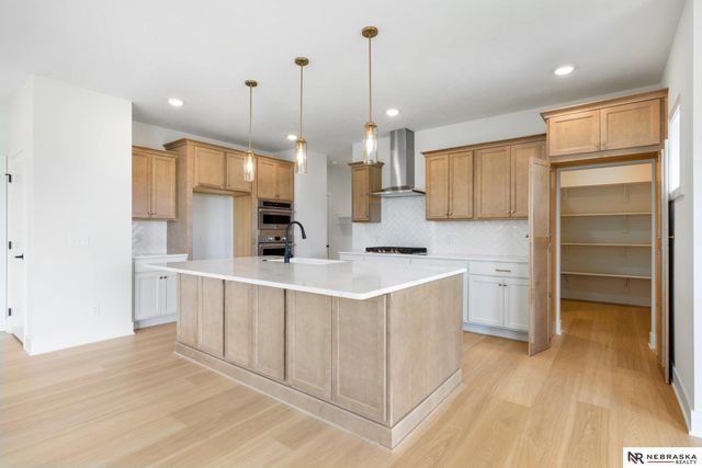 3818 Prairie Breeze Road, Lincoln, NE 68516