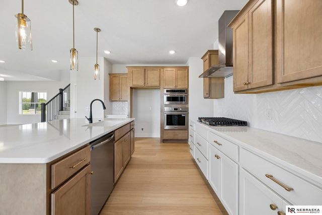 3818 Prairie Breeze Road, Lincoln, NE 68516